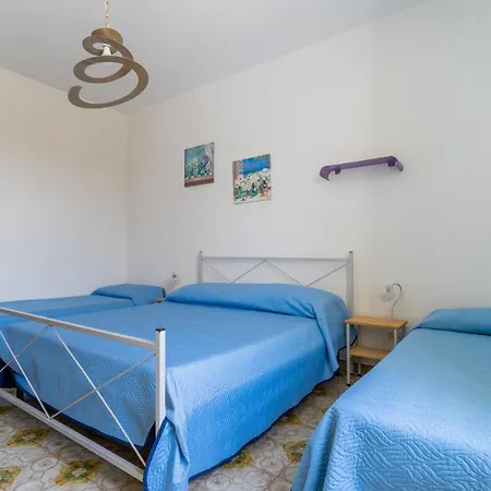 Casa Bea 10 Metri Dal Mare Apartment